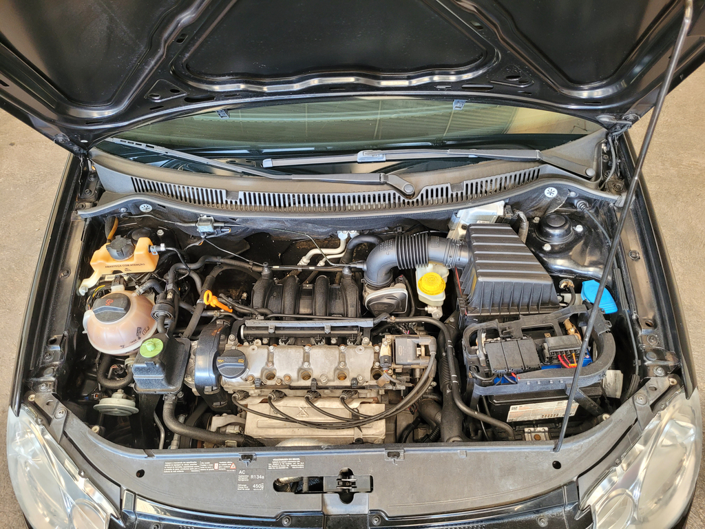 Volkswagen Polo Preto