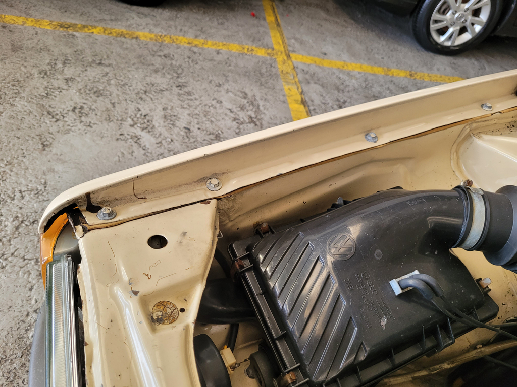 Volkswagen Gol Bege