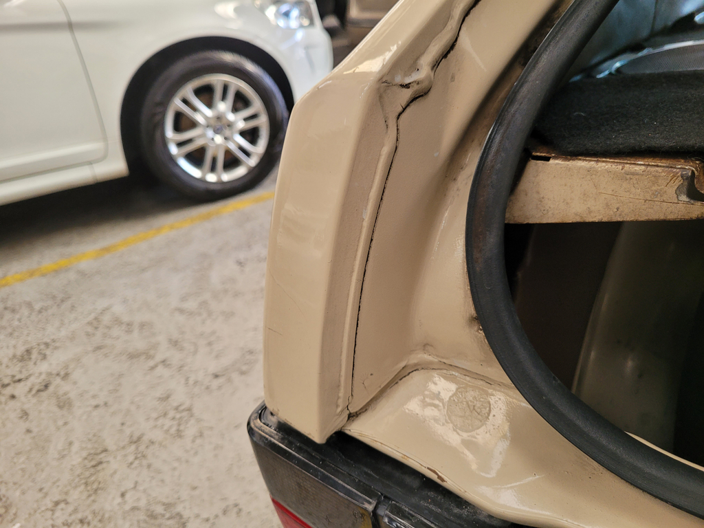 Volkswagen Gol Bege
