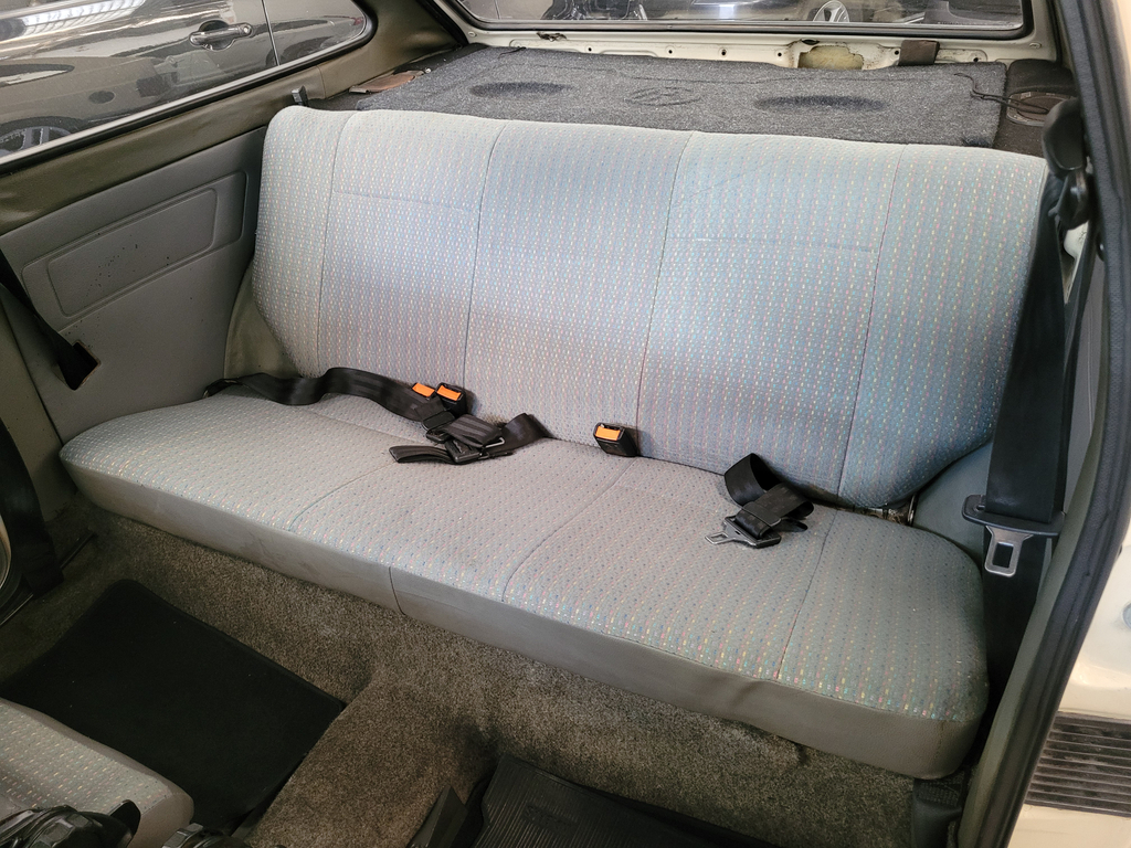 Volkswagen Gol Bege
