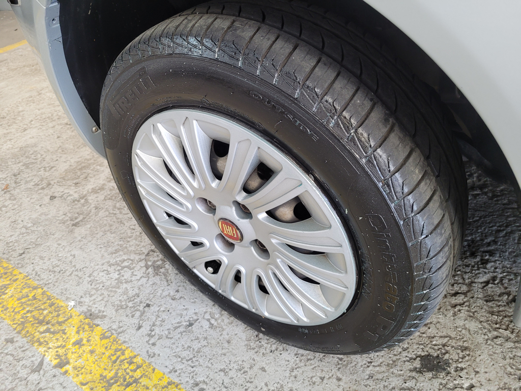 Fiat Siena Prata