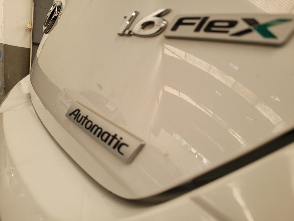 Hyundai HB20X Branco