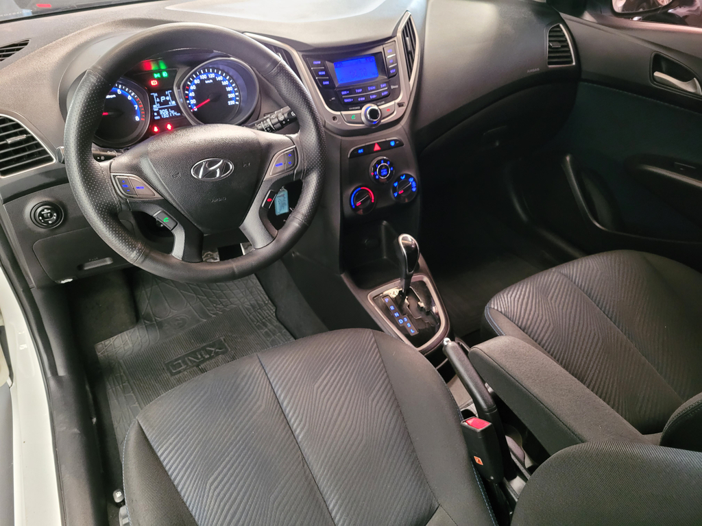 Hyundai HB20X Branco