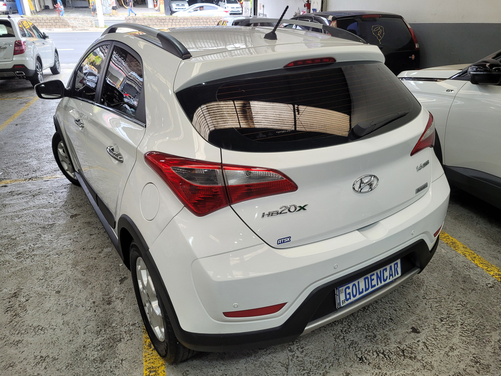 Hyundai HB20X Branco