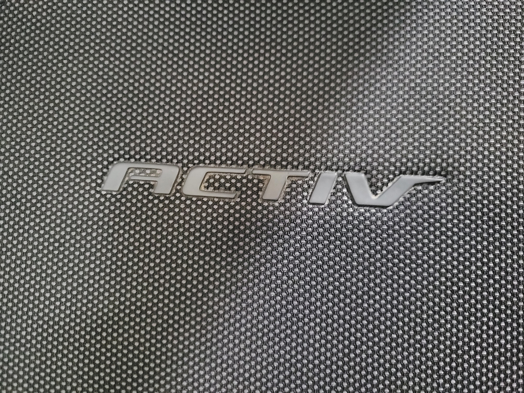 Chevrolet Onix Cinza