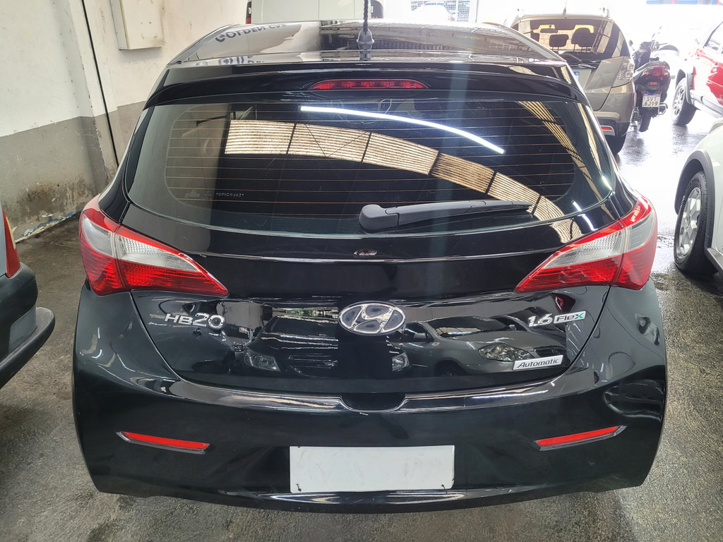 Hyundai HB20 Preto