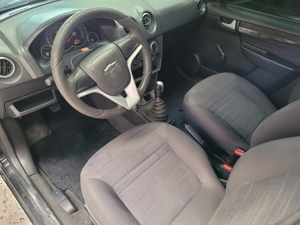 Chevrolet Prisma Preto