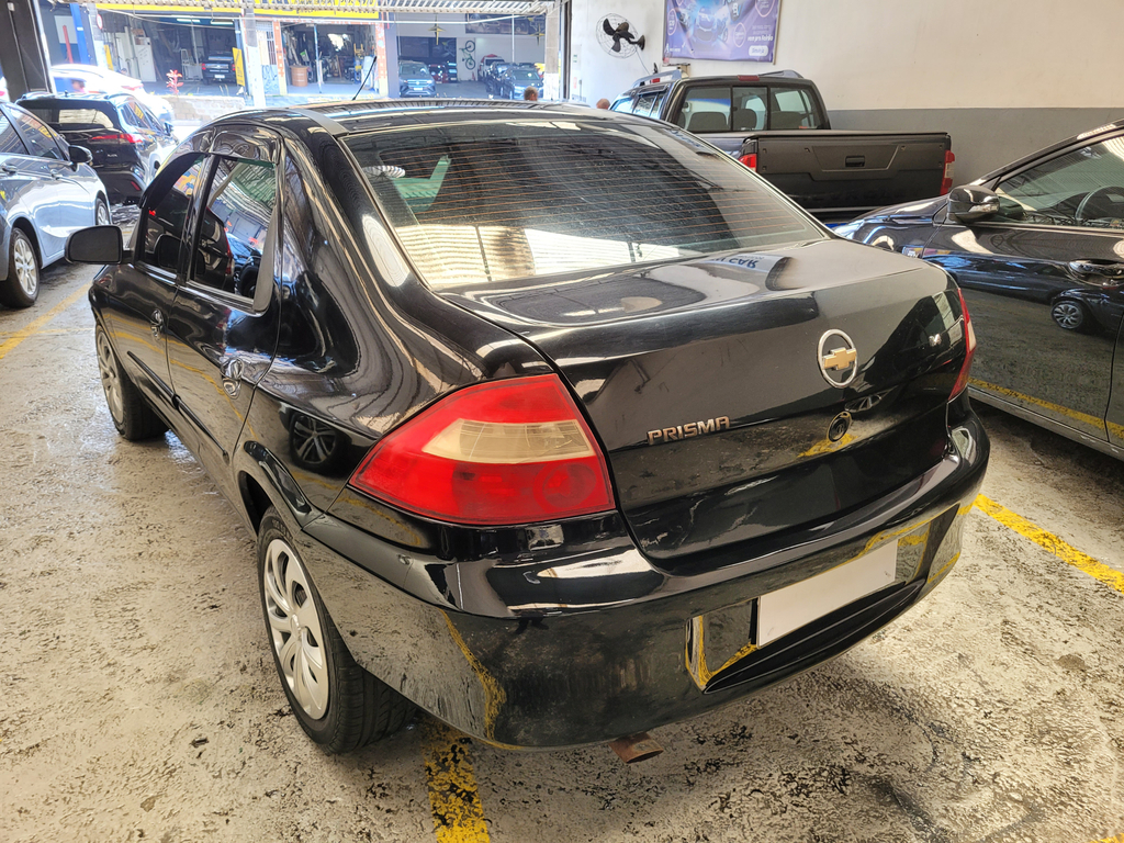 Chevrolet Prisma Preto