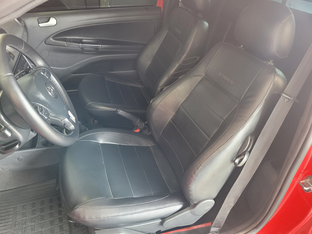 Volkswagen Saveiro Vermelho