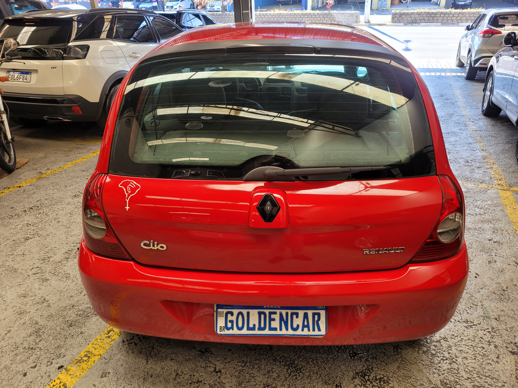 Renault Clio Vermelho