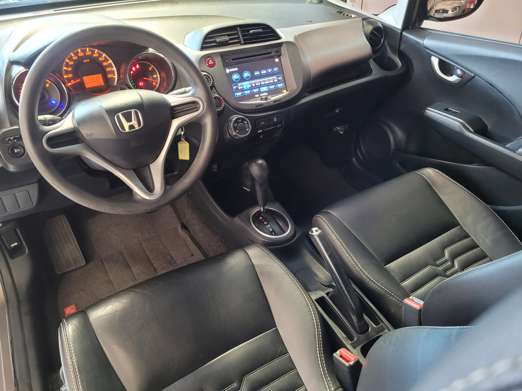 Honda Fit Cinza
