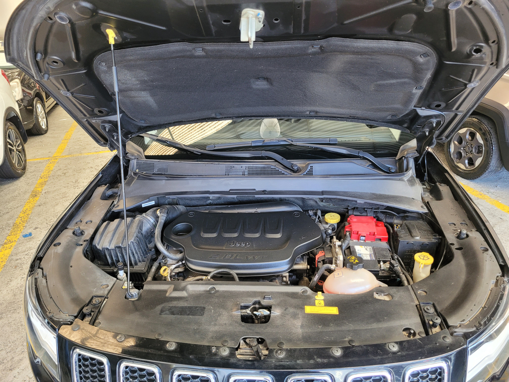 Jeep Compass Preto