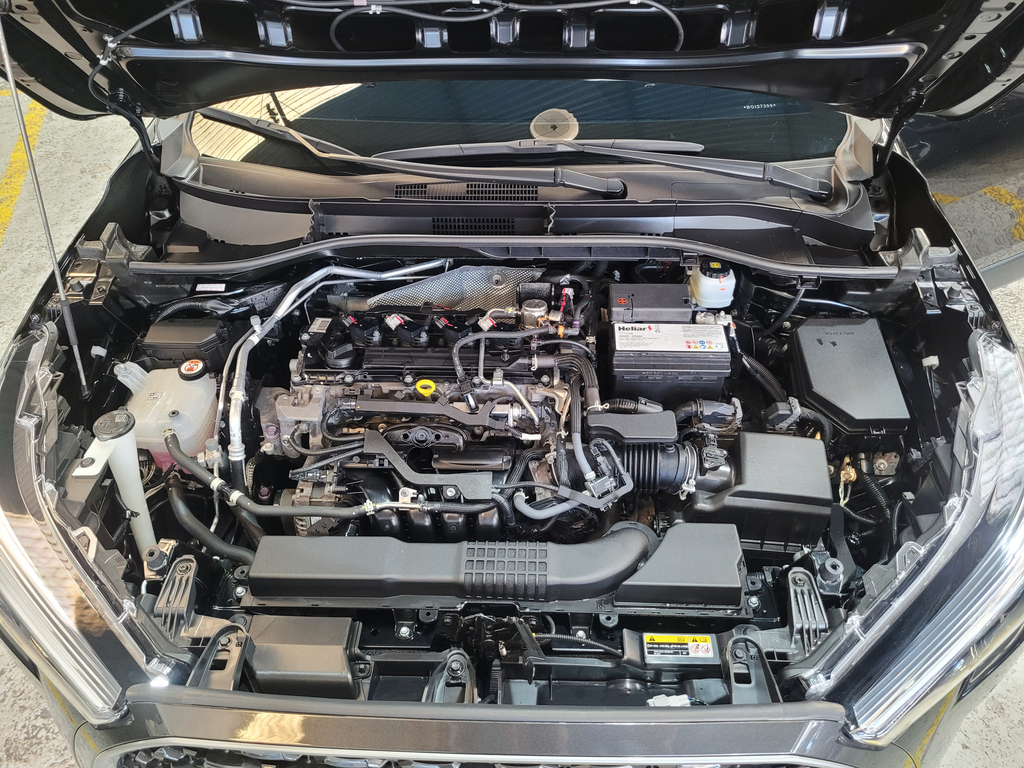 Toyota Corolla Cross Preto