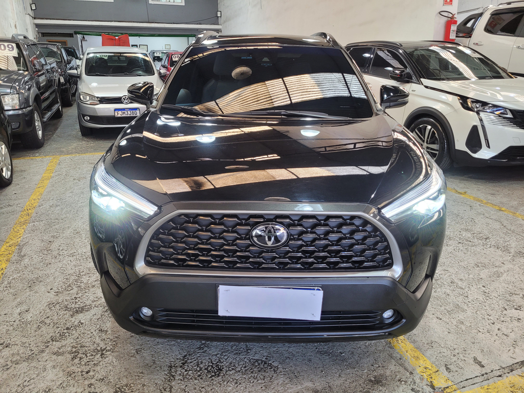 Toyota Corolla Cross Preto