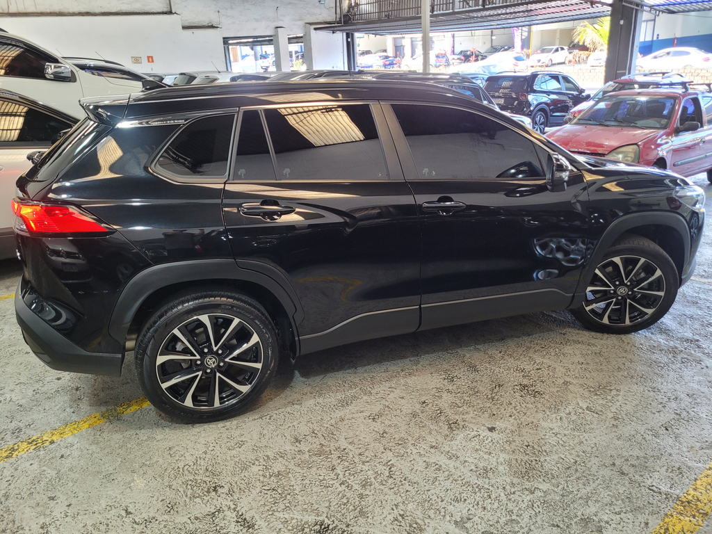 Toyota Corolla Cross Preto