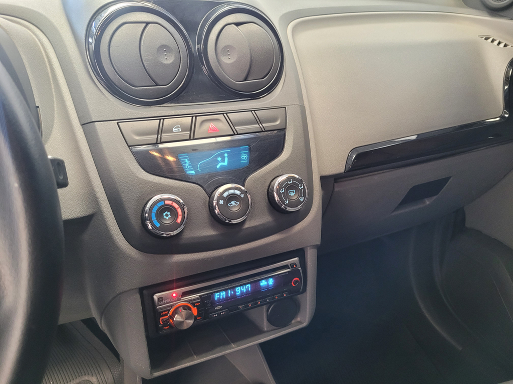 Chevrolet Agile Verde