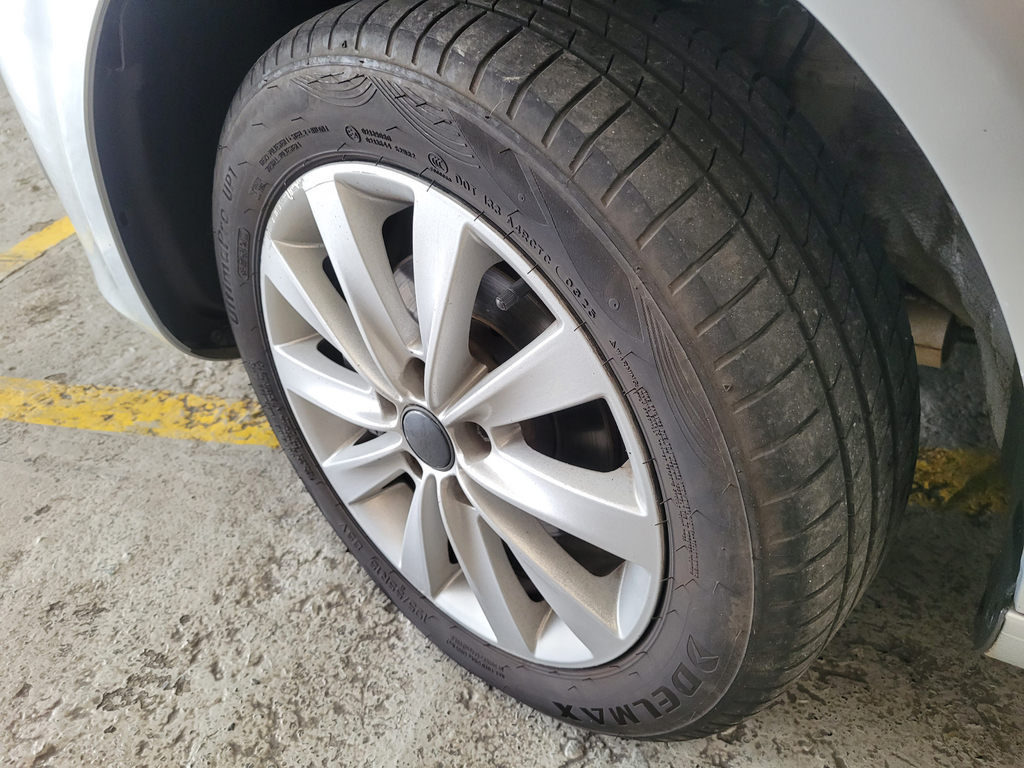 Volkswagen Fox Prata