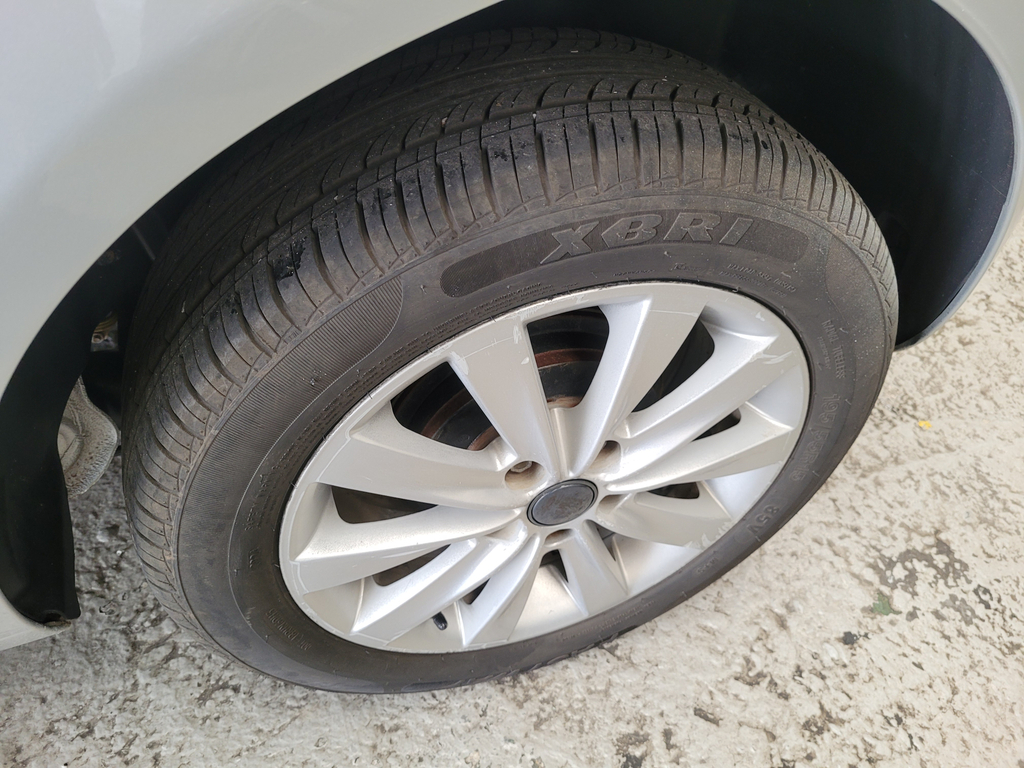 Volkswagen Fox Prata