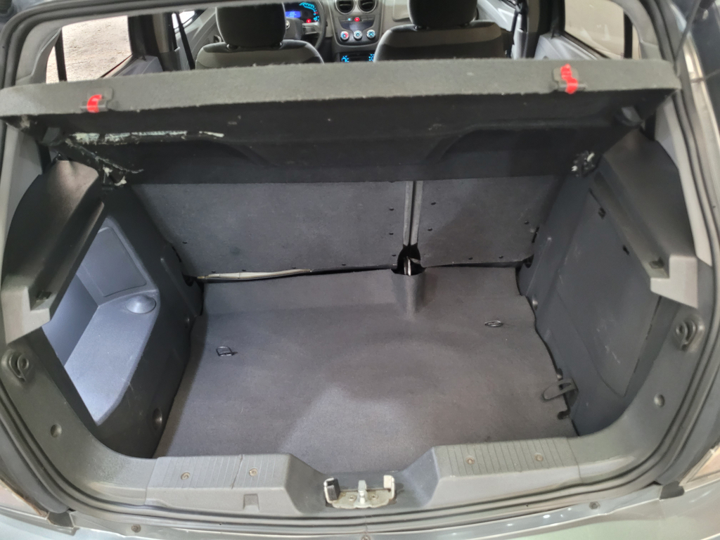 Chevrolet Agile Cinza