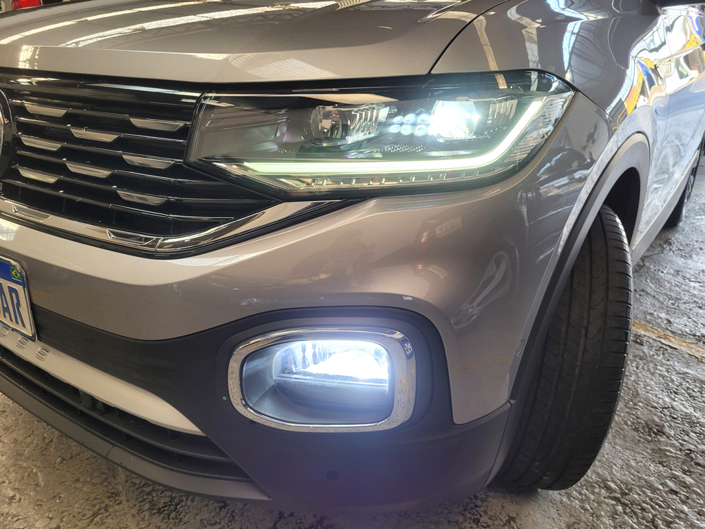 Volkswagen T-Cross Prata