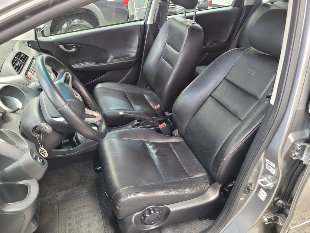 Honda Fit Cinza