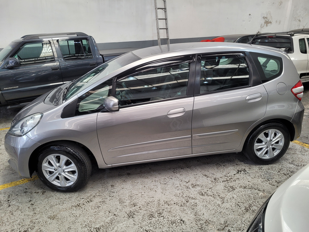 Honda Fit Cinza