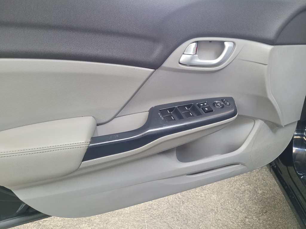 Honda Civic Sedan Preto