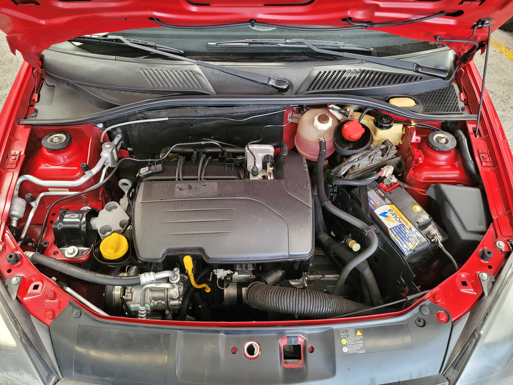 Renault Clio Vermelho