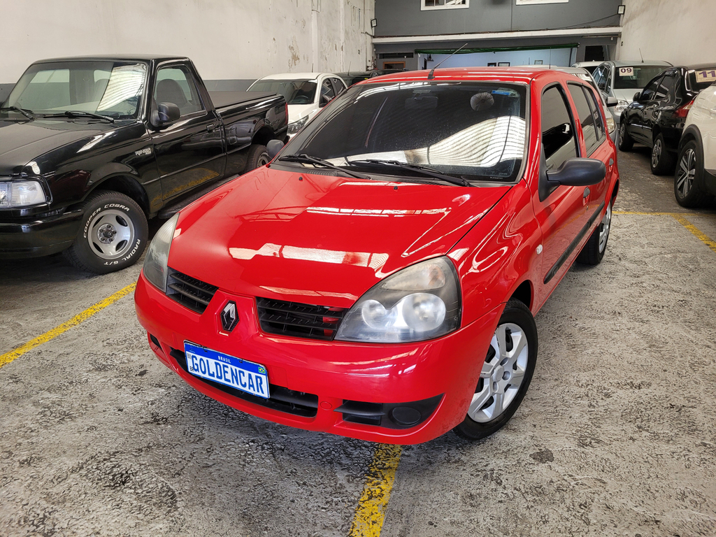 Renault Clio Vermelho