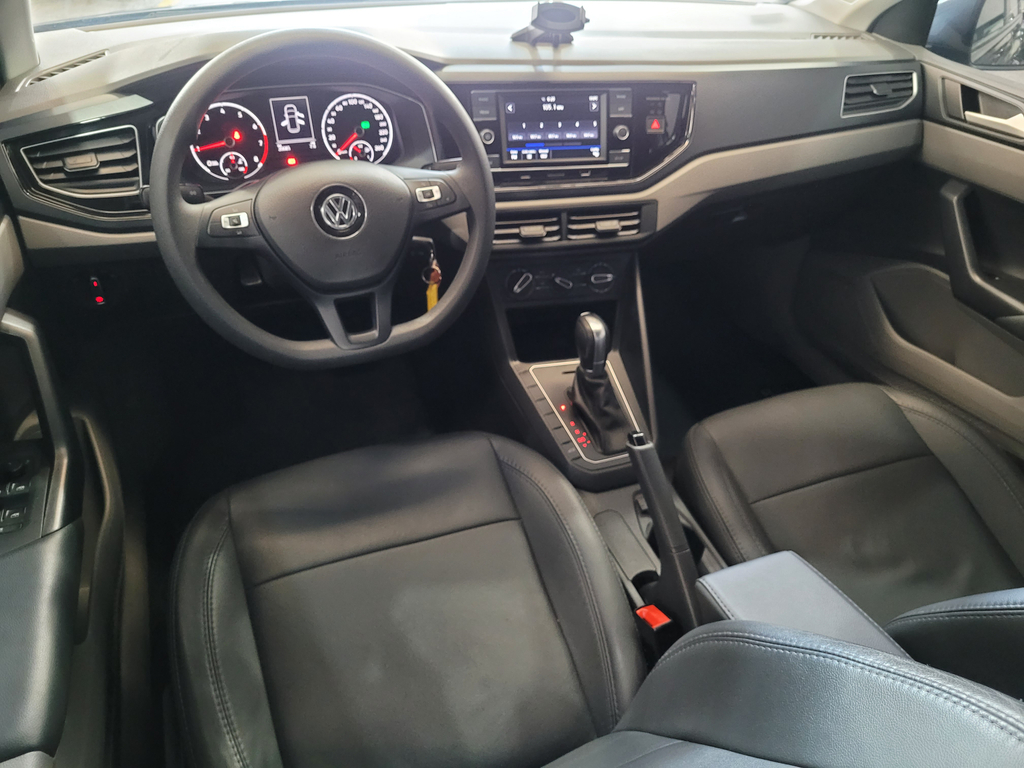 Volkswagen Polo Cinza