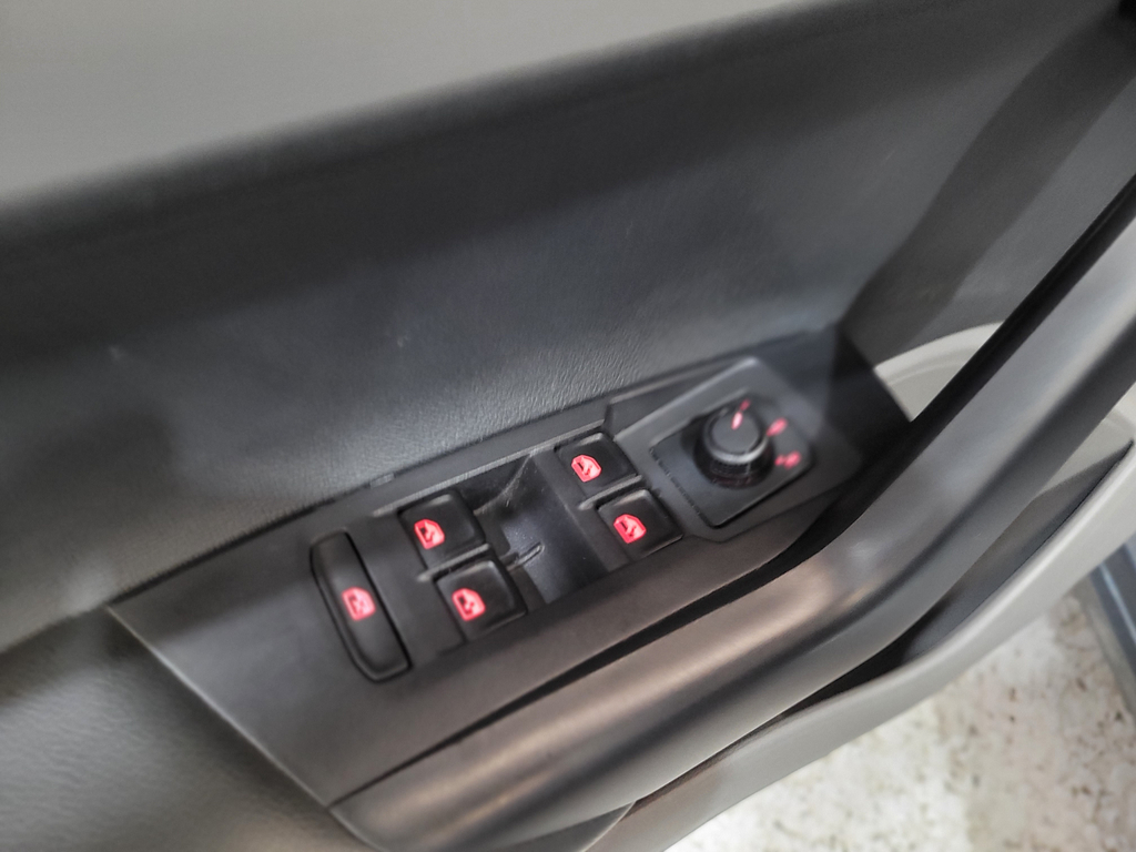 Volkswagen Polo Cinza