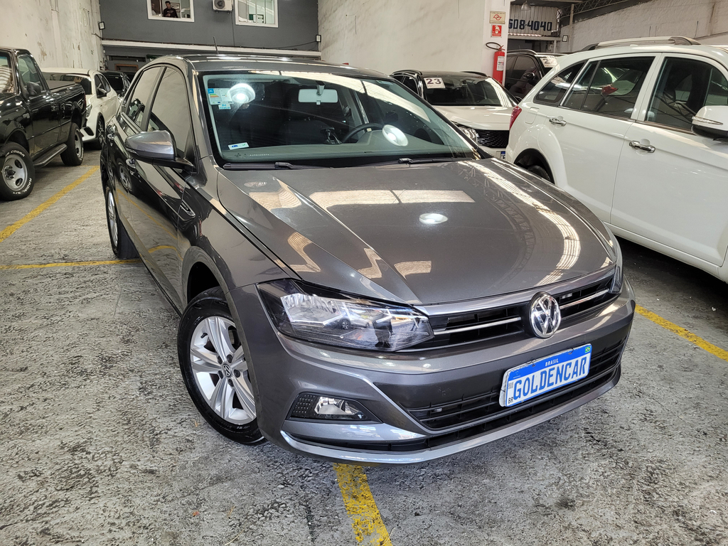 Volkswagen Polo Cinza