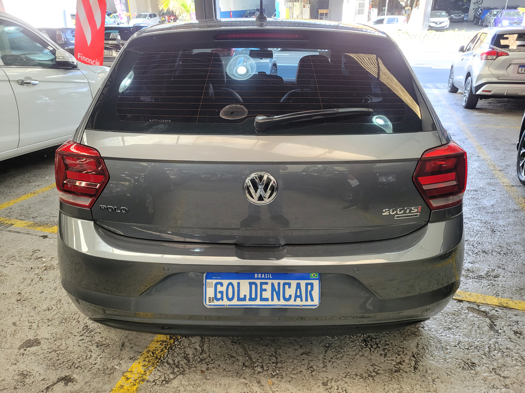 Volkswagen Polo Cinza