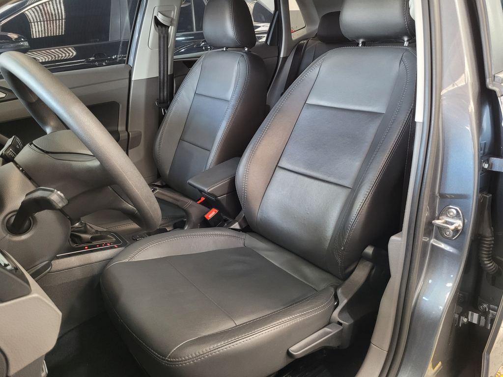 Volkswagen Polo Cinza