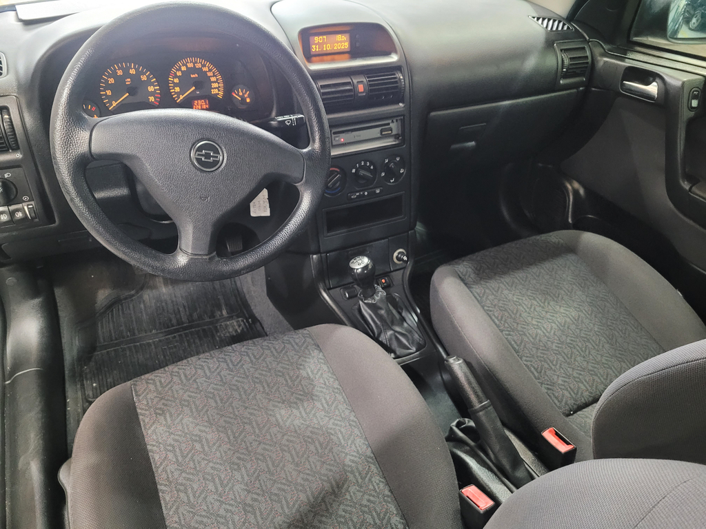 Chevrolet Astra Cinza