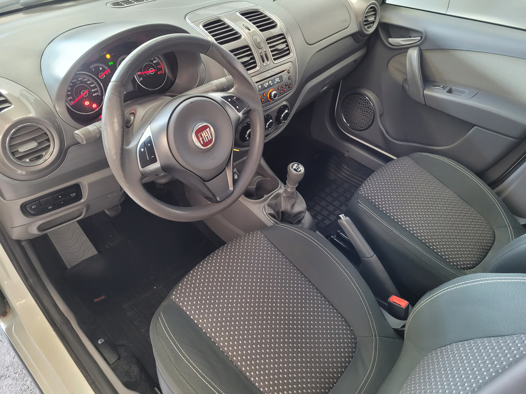 Fiat Grand Siena Branco