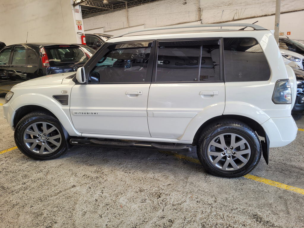 Mitsubishi Pajero TR4 Branco
