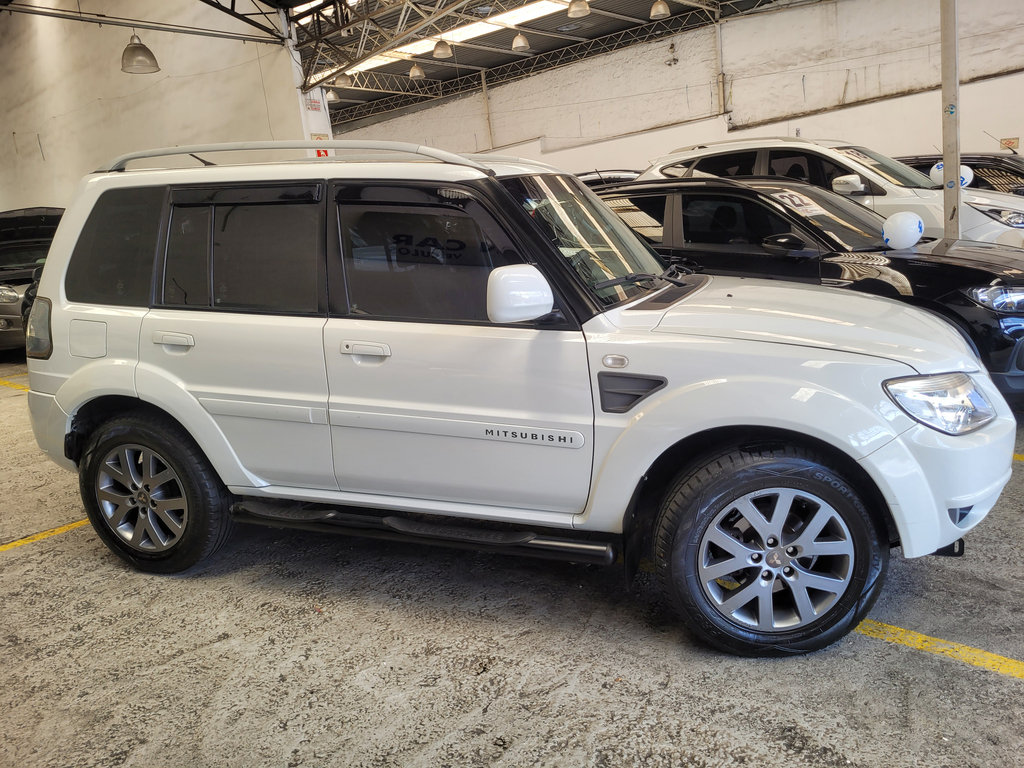 Mitsubishi Pajero TR4 Branco