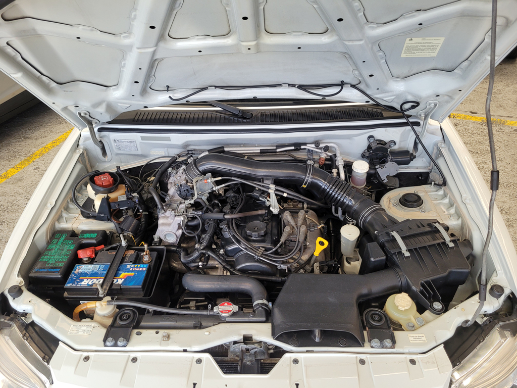 Mitsubishi Pajero TR4 Branco