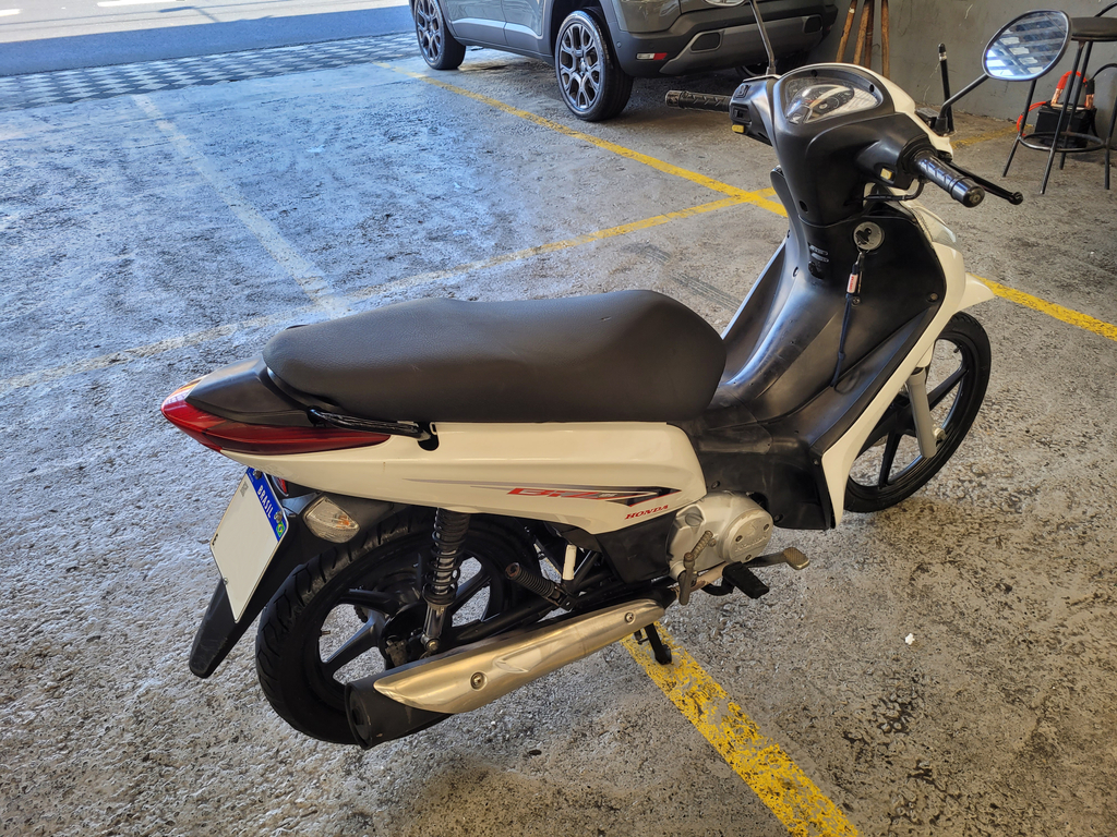 Honda BIZ 125  Branco