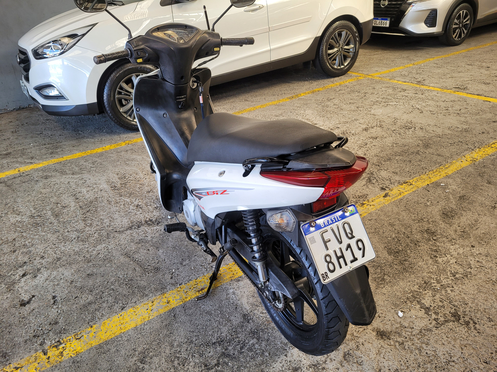 Honda BIZ 125  Branco