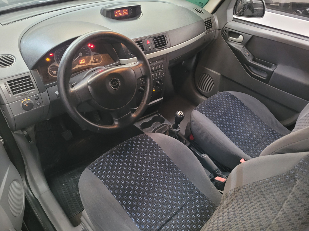 Chevrolet Meriva Preto