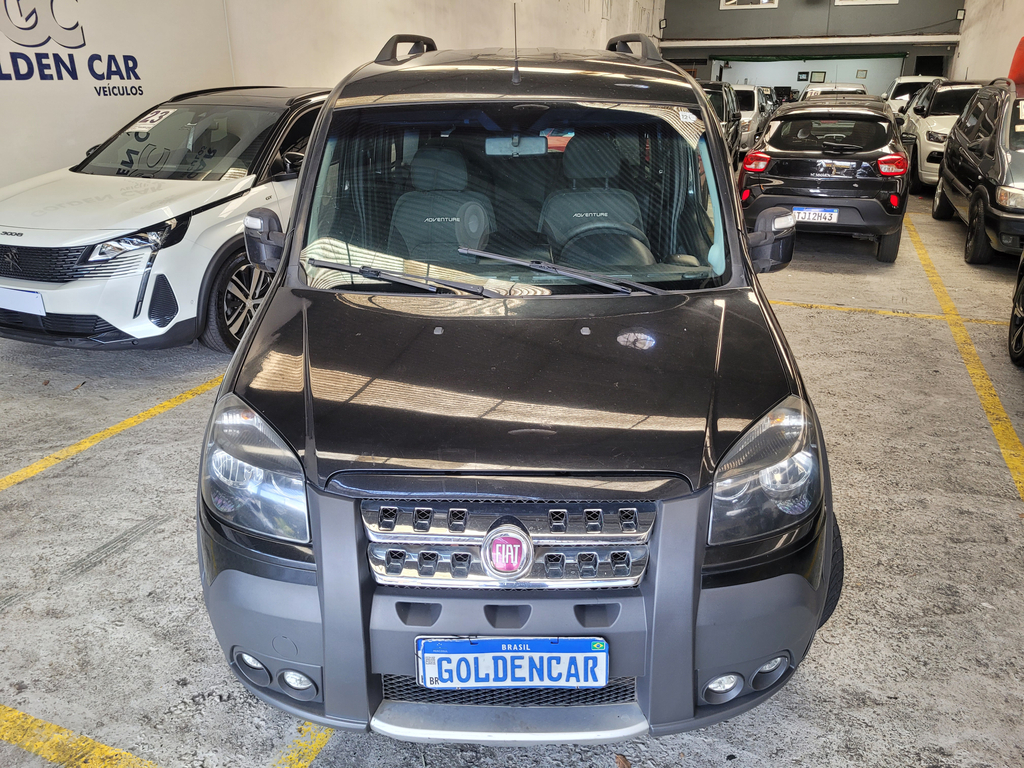 Fiat Doblò Preto