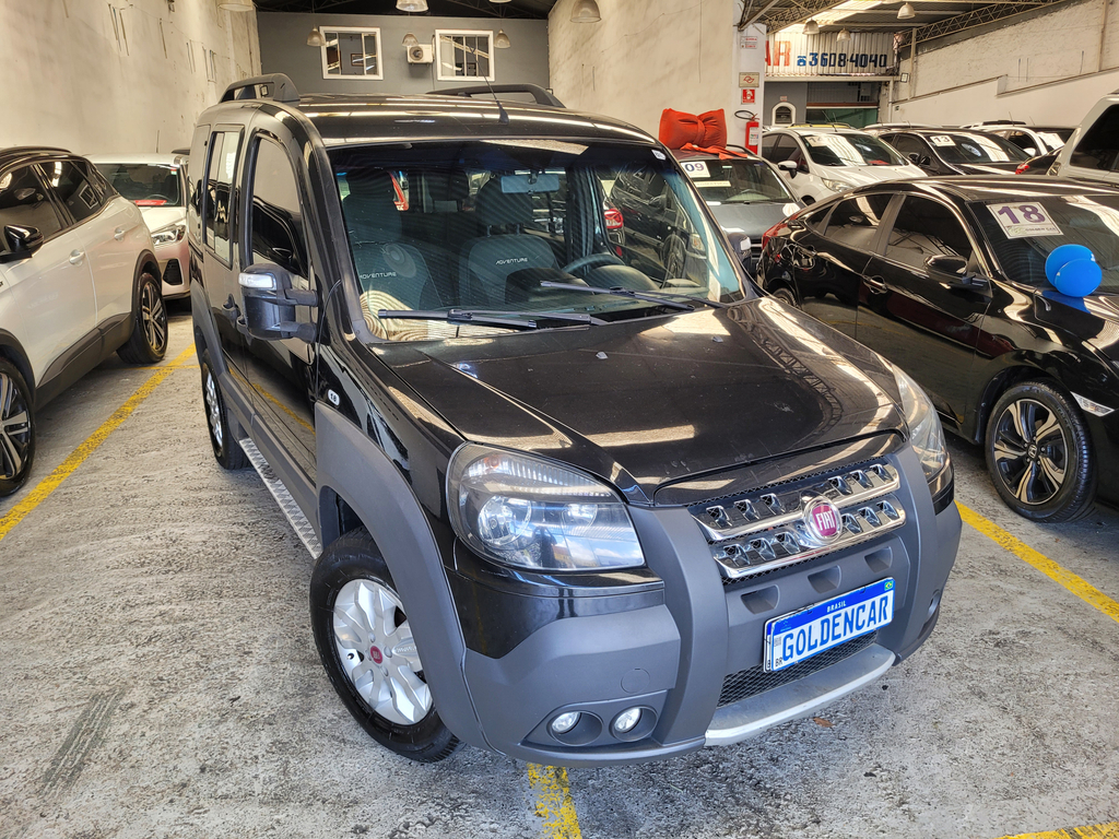 Fiat Doblò Preto