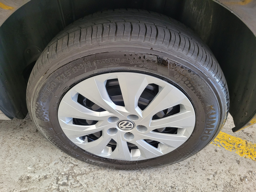 Volkswagen Polo Preto