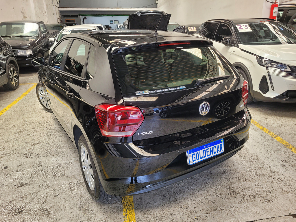 Volkswagen Polo Preto