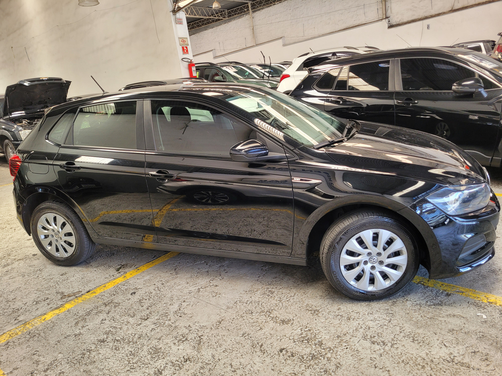 Volkswagen Polo Preto