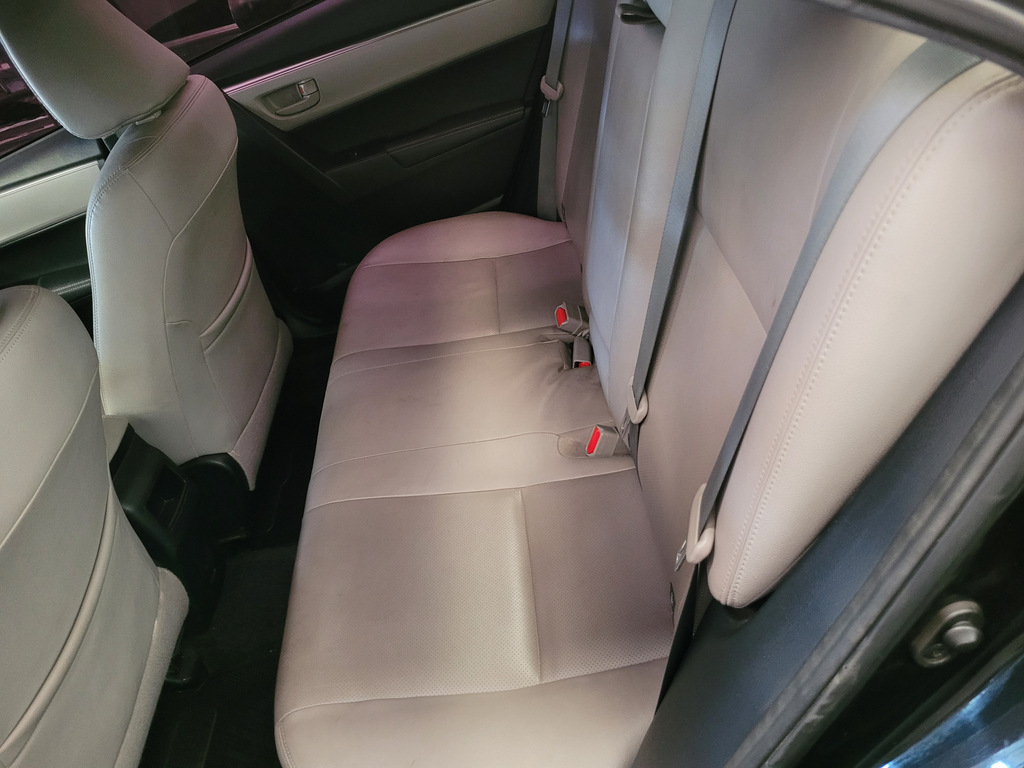 Toyota Corolla Preto