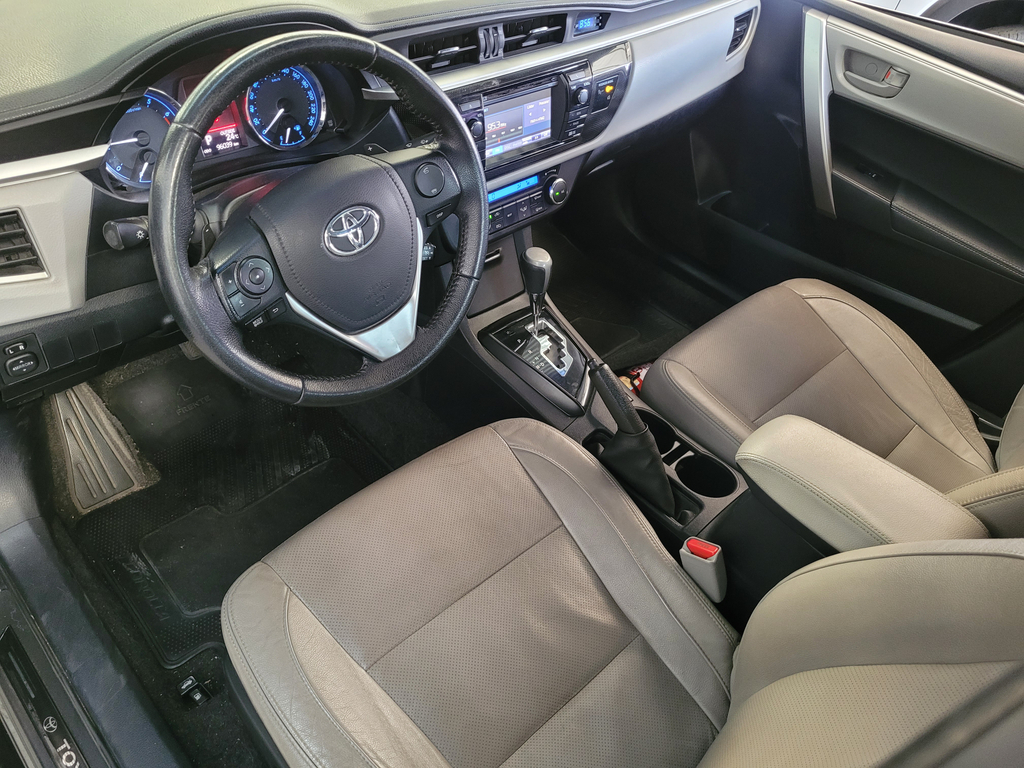 Toyota Corolla Preto