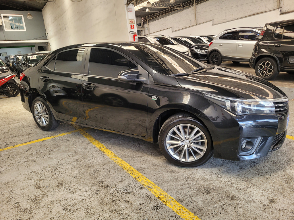 Toyota Corolla Preto